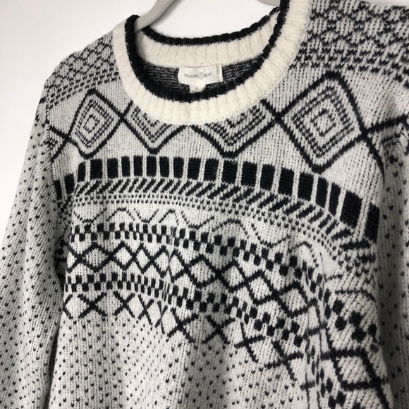 Treasure & Bond Pullover Knit Sweater - Picture 2 of 8